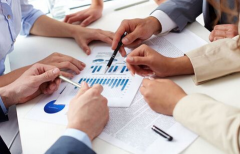 如何解決企業(yè)績效考核中的人情現(xiàn)象？