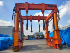 浙江運(yùn)達(dá)風(fēng)電客戶為何需要采購200噸液壓龍門吊？