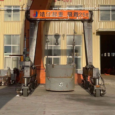 液壓門(mén)式起重機(jī)的絕緣保護(hù)措施